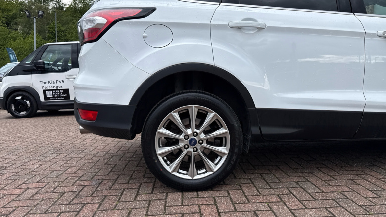 Ford Kuga 1.5 TDCi Titanium Edition 5dr 2WD Diesel Estate